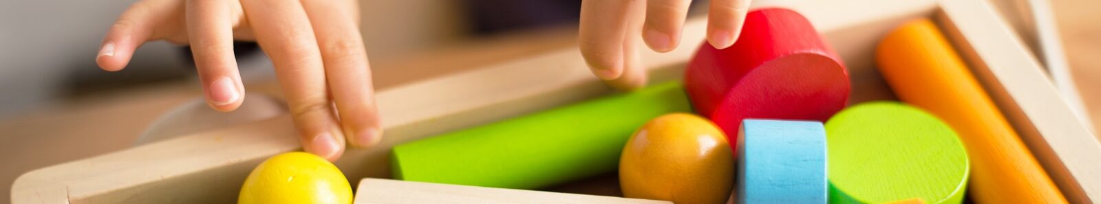 Motivbild Kindertagesbetreuung [© akira_photo; stock.adobe.com]