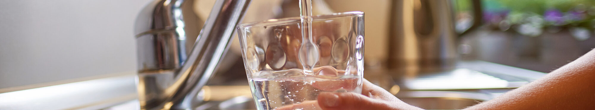 Motivbild Trinkwasser [Foto: ©samopauser, stock.adobe.com]