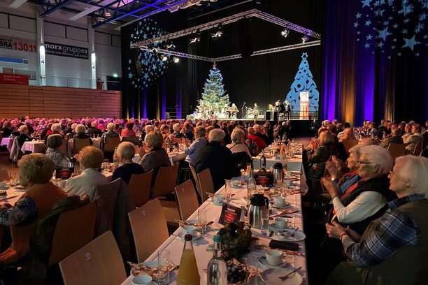 Bild zeigt Seniorenweihnacht.