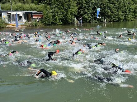 Der Start beim Indeland Triathlon 2024