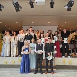 Gruppenbild der Absolventen