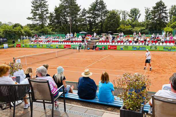 Die Kulisse des Center Courts am Finaltag des Kreis Düren Junior Cups 2024